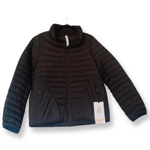 BNWT Lululemon Lightweight Relaxed Fit Down Jacket